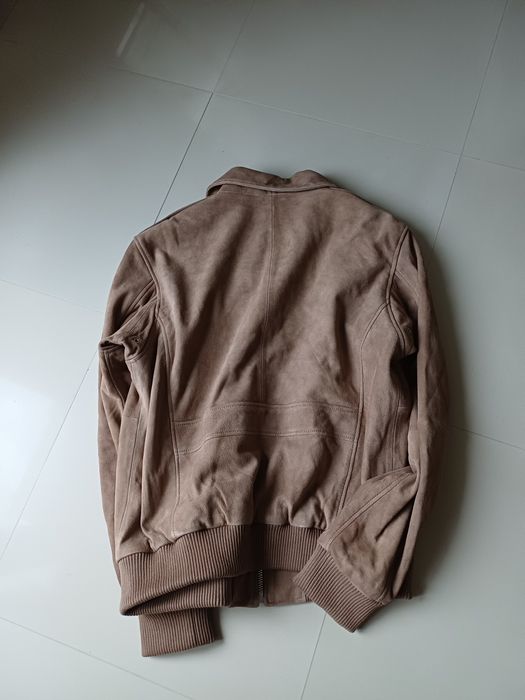 Продавам мъжко кожено яке Costume National