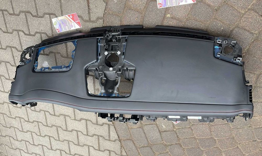Porsche Cayenne 9Y - plansa bord HUD - cusatura rosie - kit airbag