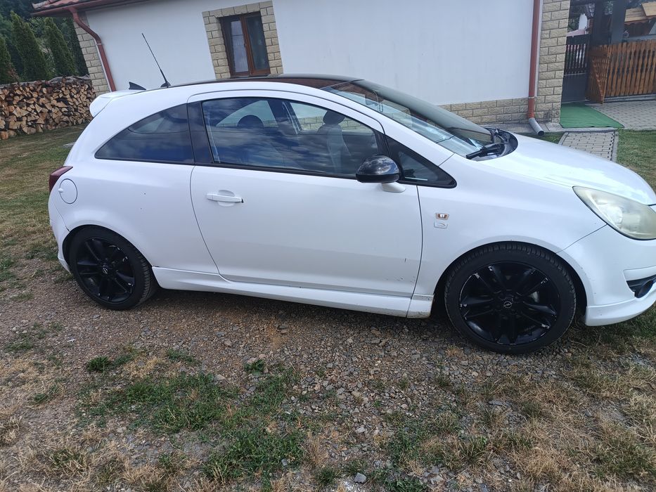 Opel CORSA ediție limitată