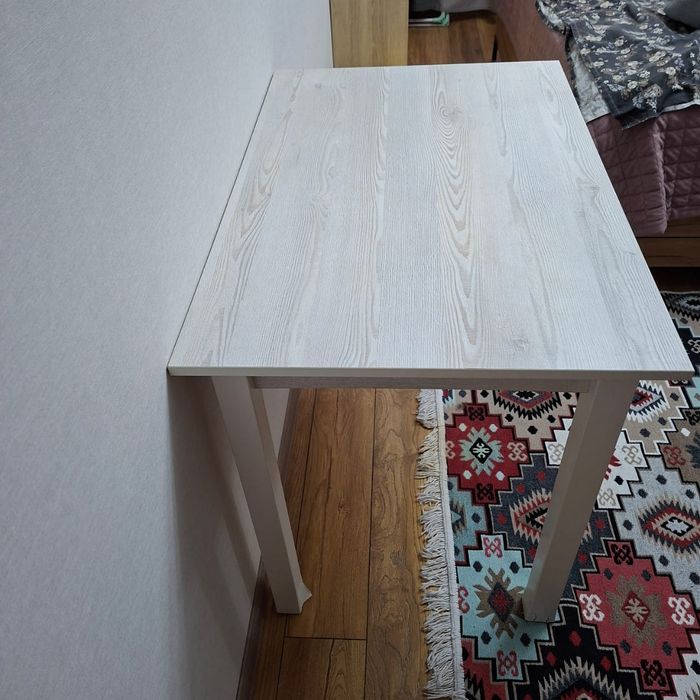 Стол обеденный,размер 90×60