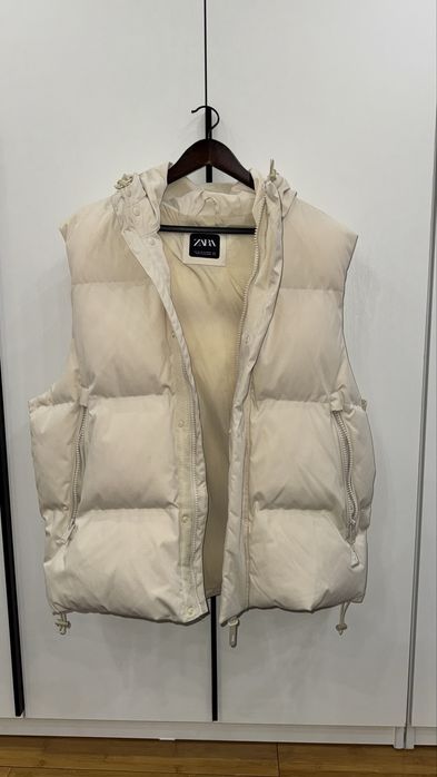 Жилетка,безрукавка