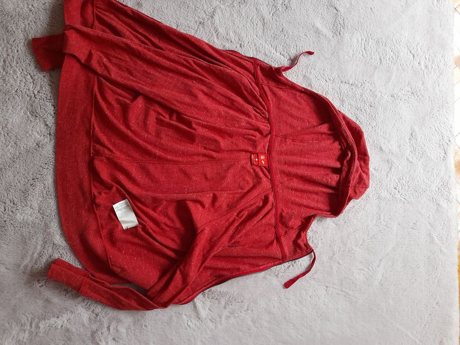 Nike дамски Суичъри M размер.