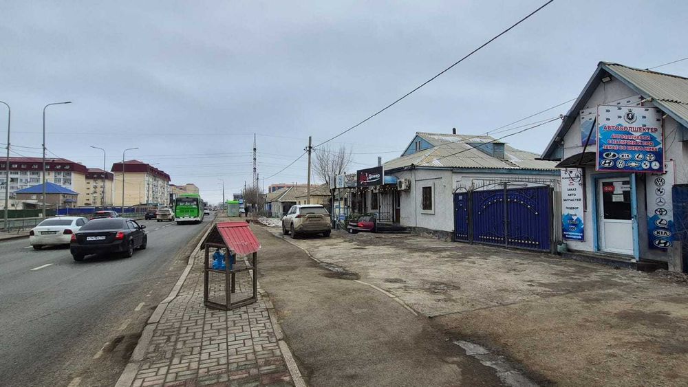 Жилой дом с готовым коммерческим бизнесом