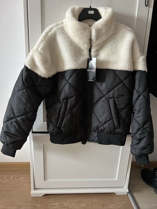 Geaca noua cu eticheta marimea M