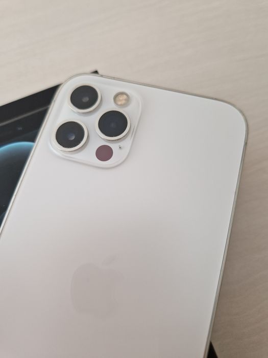 iPhone 12 Pro Silver-256gb /100% battery health