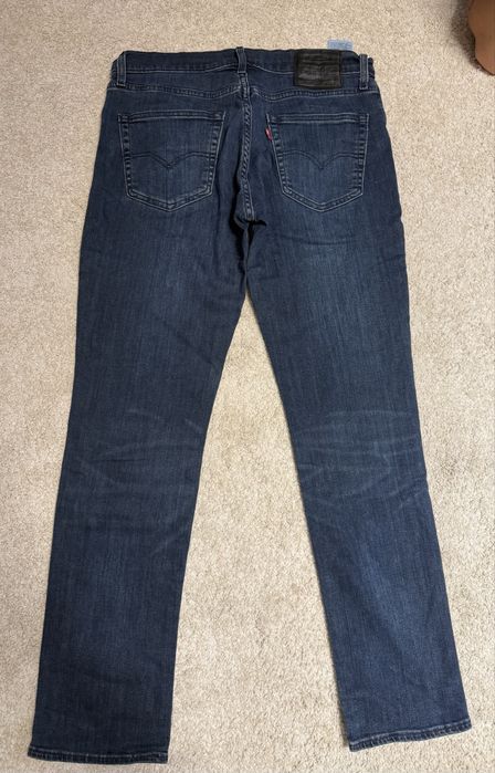 Blugi Levi's, barbati