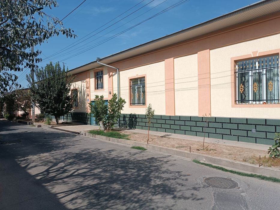 Hovli sotiladi Huvaydoda