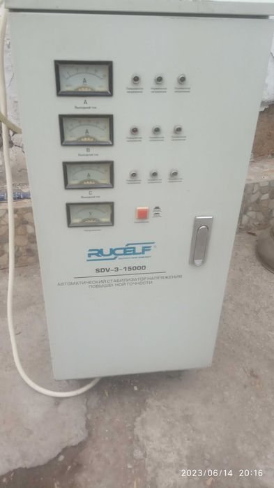 стабилизатор трехфазный