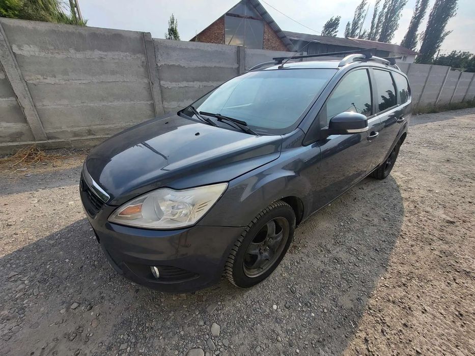 Dezmembram/ Usa fata dreapta/Usa spate dreapta/Focus 2/Usa stanga spate Ford Focus 2 breack facelift