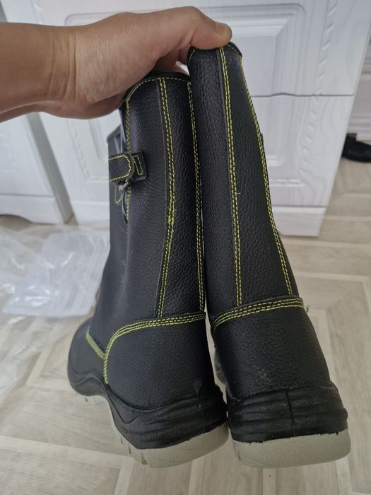 Қысқы  жаңа етік  сатылады  12000