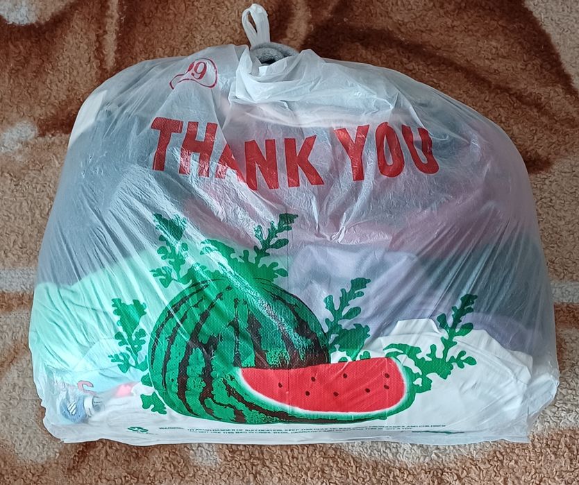 Отдам детские вещи б/у.