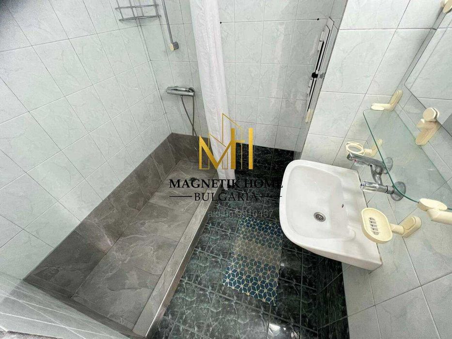 Дава се под наем Тристаен апартамент в Бургас, Лазур - 100 кв.м за 459 € - Снимка #7