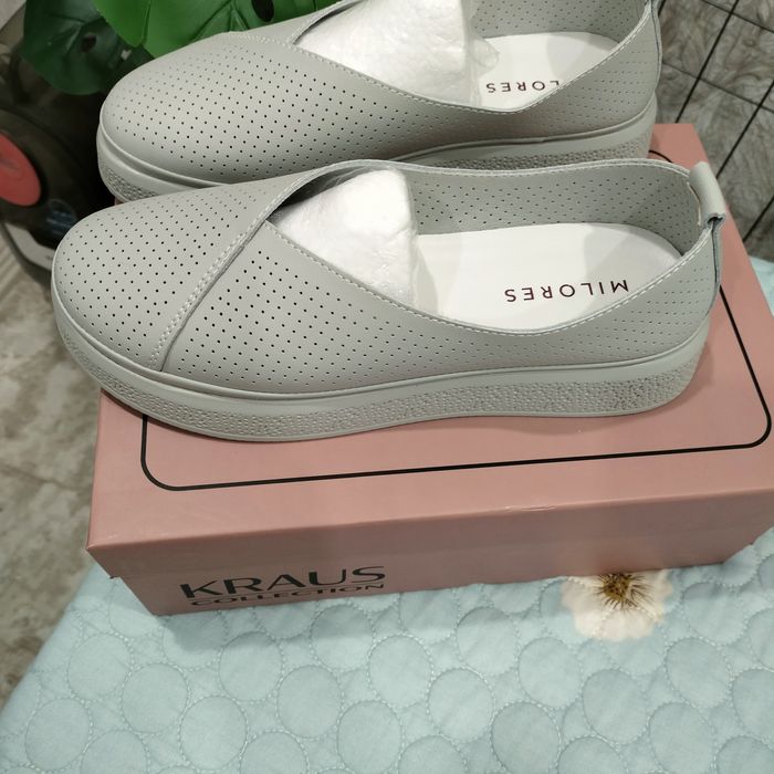 Продам макасины женские