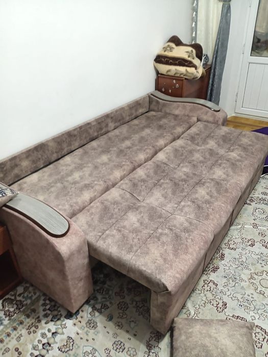 Мягкая мебель. Диван