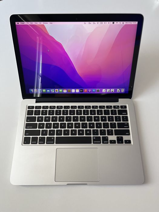 MacBook Pro 13 ,2015, 8GB RAM,256 GB SSD,model A1502
