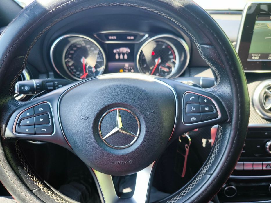 Mercedes-Benz~A class~Pachet AMG~Automat~Navigatie~Benzina~Euro6
