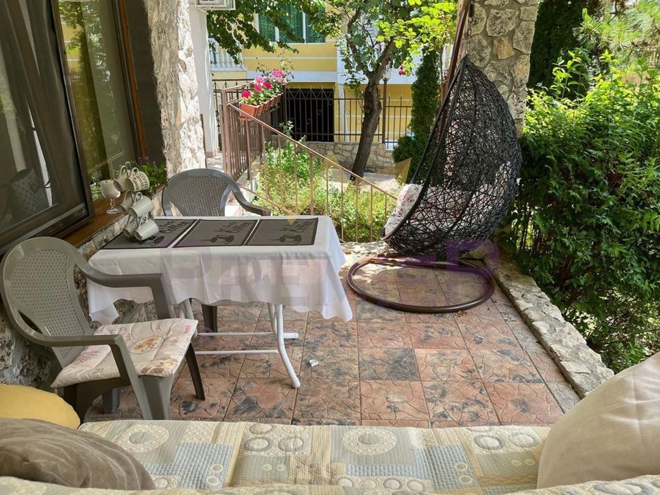 Продава се Двустаен апартамент в к.к. Елените - 75 кв.м за 1100 €/кв.м - Снимка #7