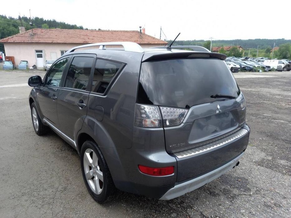 Mitsubishi Outlander 2.0D НА ЧАСТИ