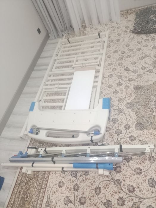 Продаю медицинскую кровать