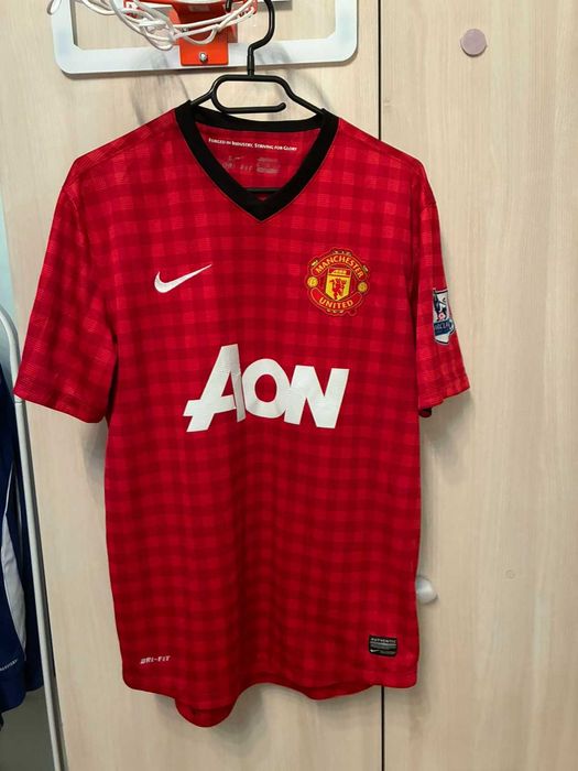 Футболни Тениски на Байер Мюнхен, Манчестър Юнайтед, Дания.