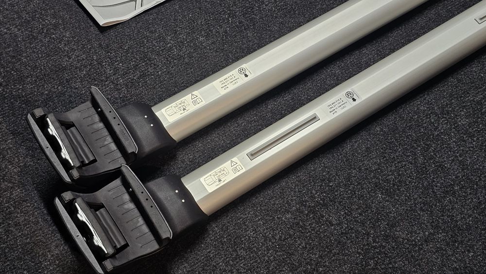 bare transversale volkswagen touareg 7p noi originale 

cod oe: 7p6 07