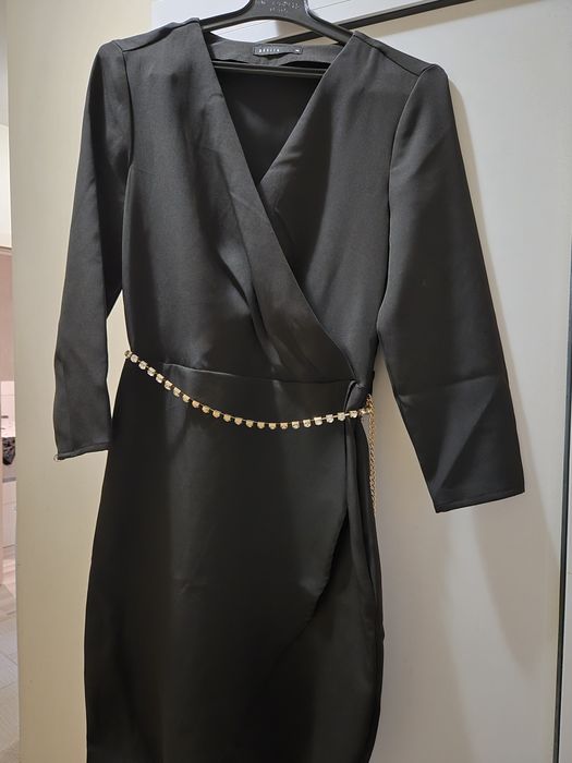 Дамски рокли за повод черни