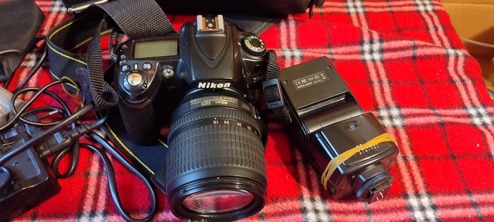 Фотоаппарат nikon d90 со вспышкой