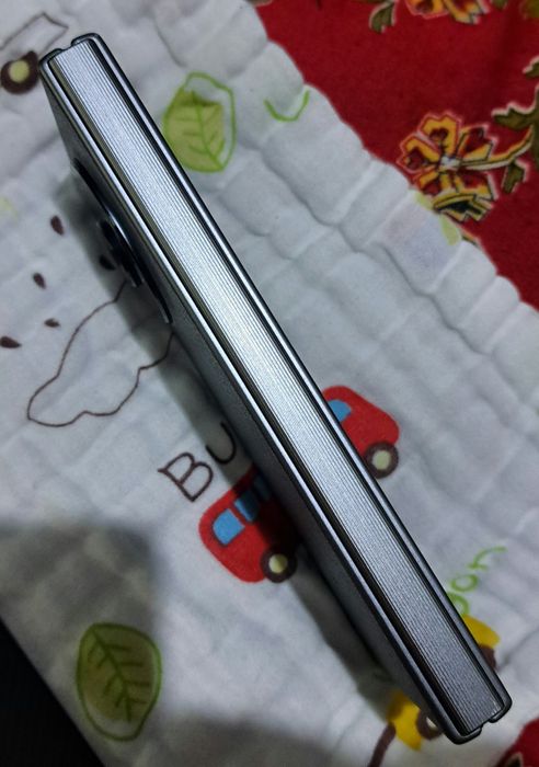 Techno phantom v 12/512gb EAC nokia 3310