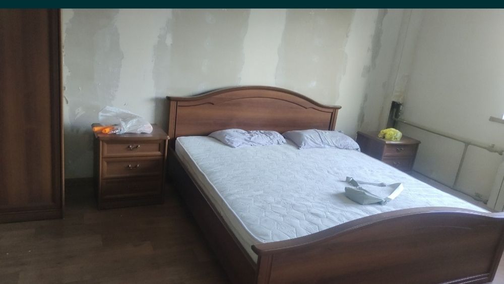 Кровать двуспальная