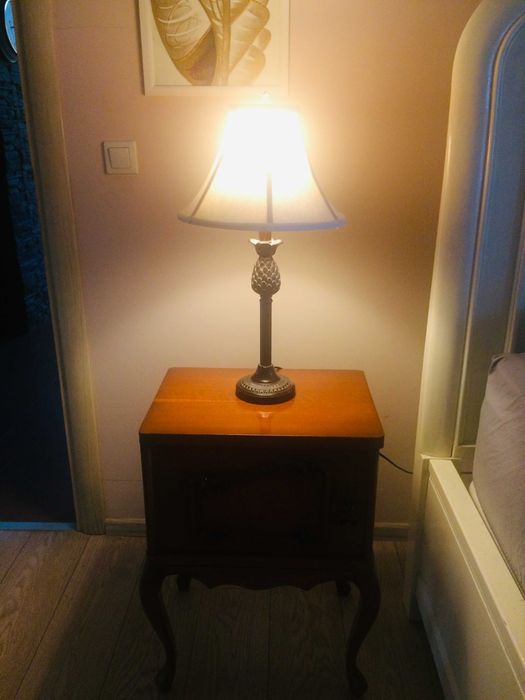 Красиви винтидж настолни лампи