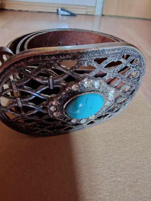 Кожен колан с катарама