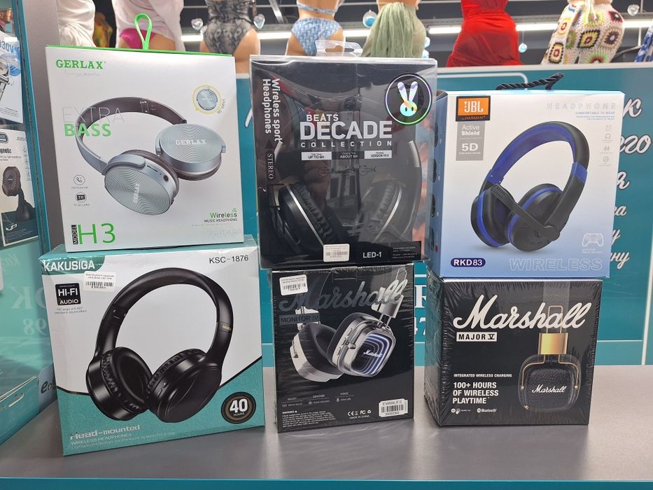 Продам наушники проводные и Bluetooth