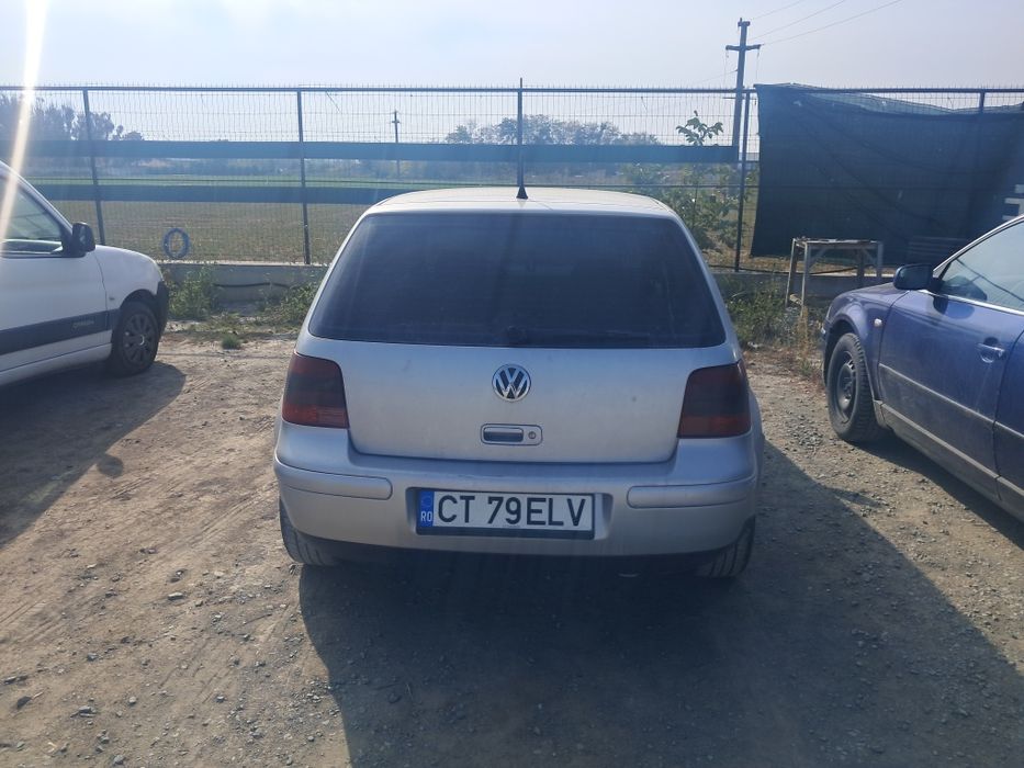VOLKSWAGEN Golf 2000 — imagine 2