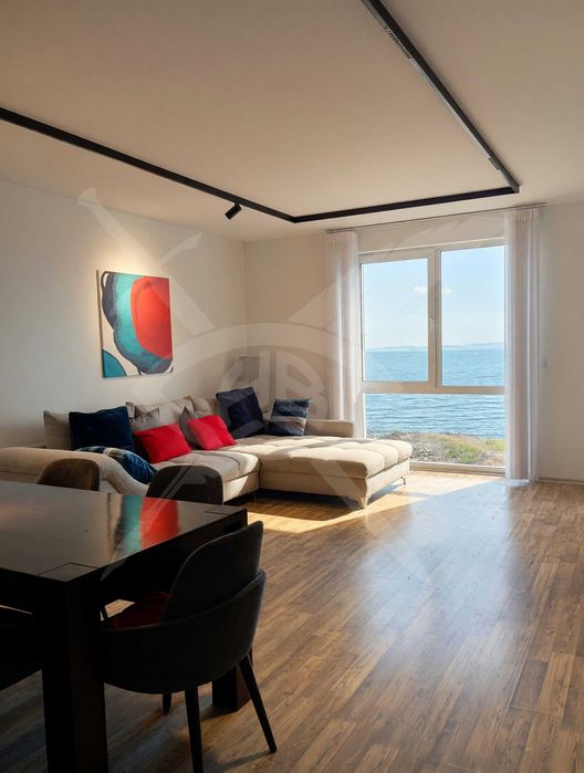 Продава се Многостаен апартамент в Поморие - 195 кв.м за 1129 €/кв.м - Снимка #1