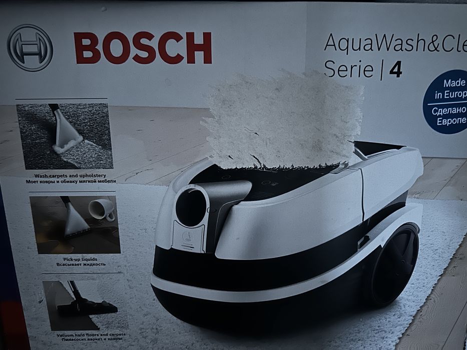 Vand Aspirator cu spalare BOSCH AquaWash&Clean