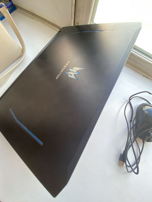 Ноутбук Predator