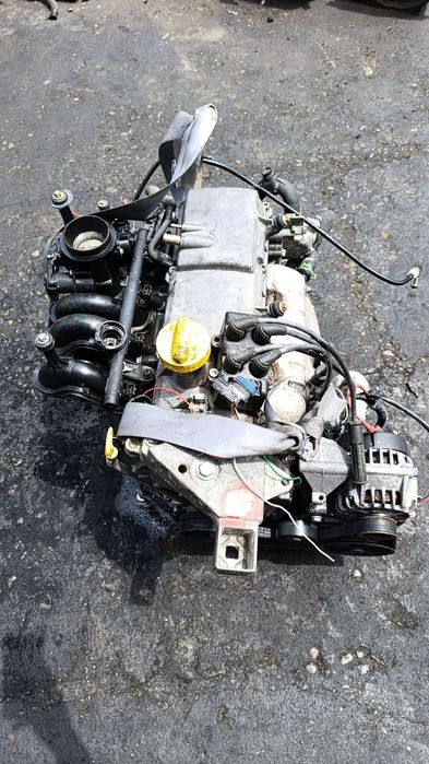 Двигатели Рено Ларгус Альмера коробки