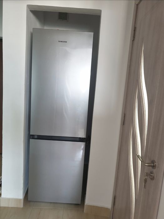 Închiriez apartament 2 camere – Nicolae Bălcescu