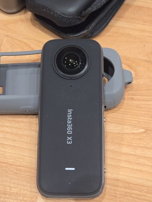 Camera video Insta 360 X3