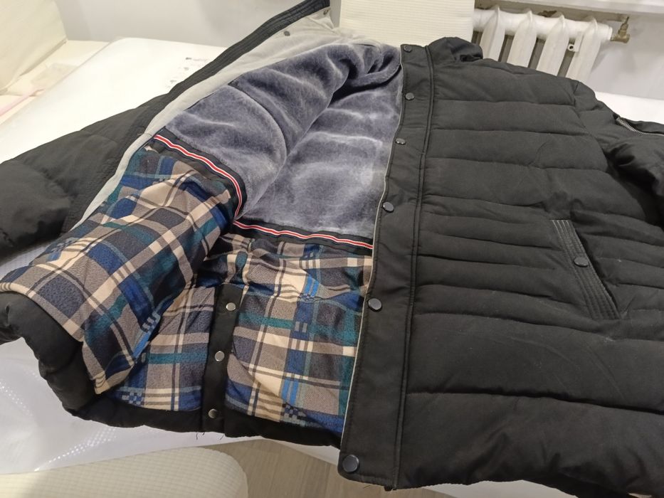 Продаётся куртка 68 размера. За 8000тг