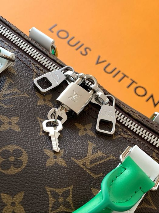 Geanta Louis Vuitton , calitate premium , pe comanda , noua
