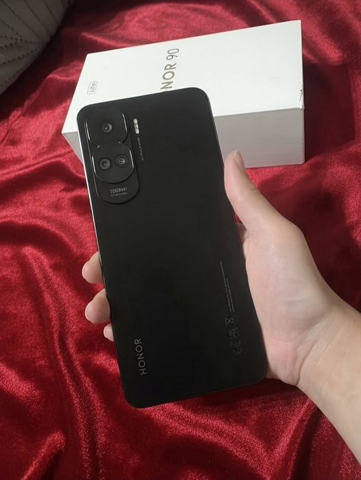 Honor 90. 256 Gb