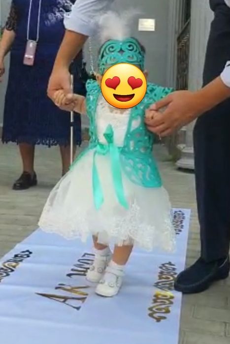 Нарядное платье на 1 годик