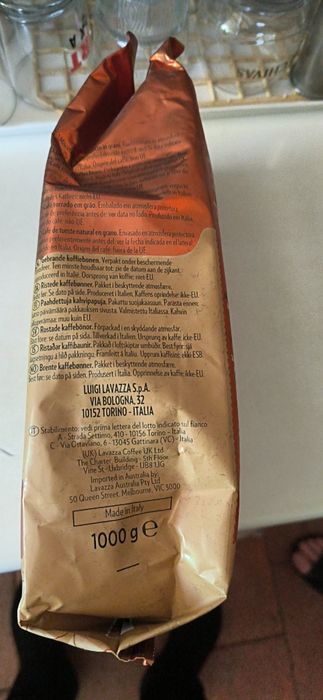 190 килограма LavAzza crema e Aroma original