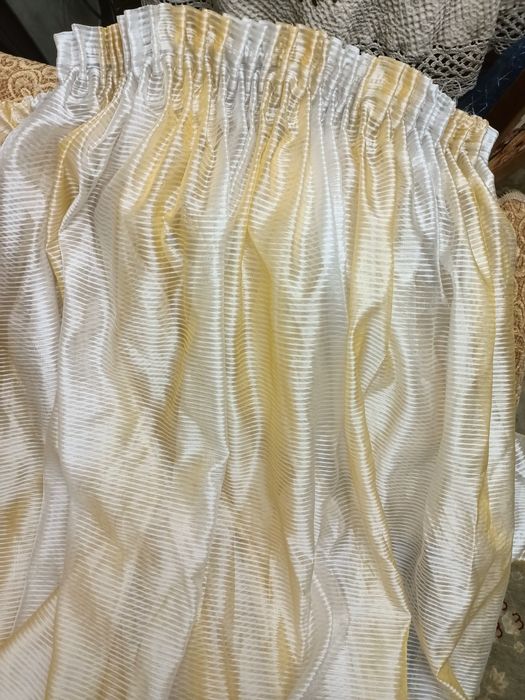 Продам шторы размер 2.5на3м