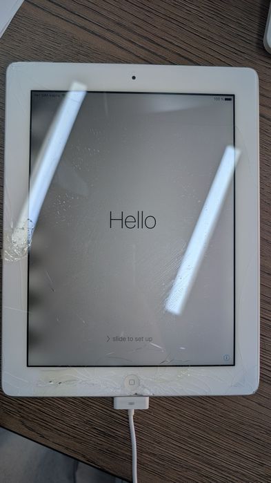 Продам iPad 3 (рабочий)