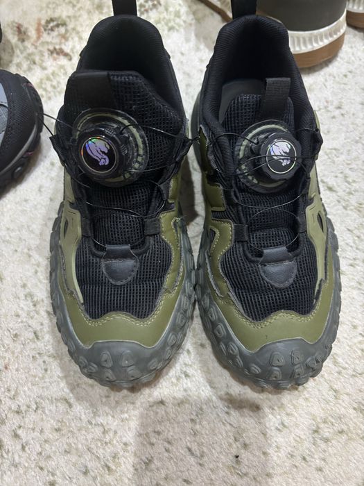 Боти и маратонки Adidas Lee cooper и други