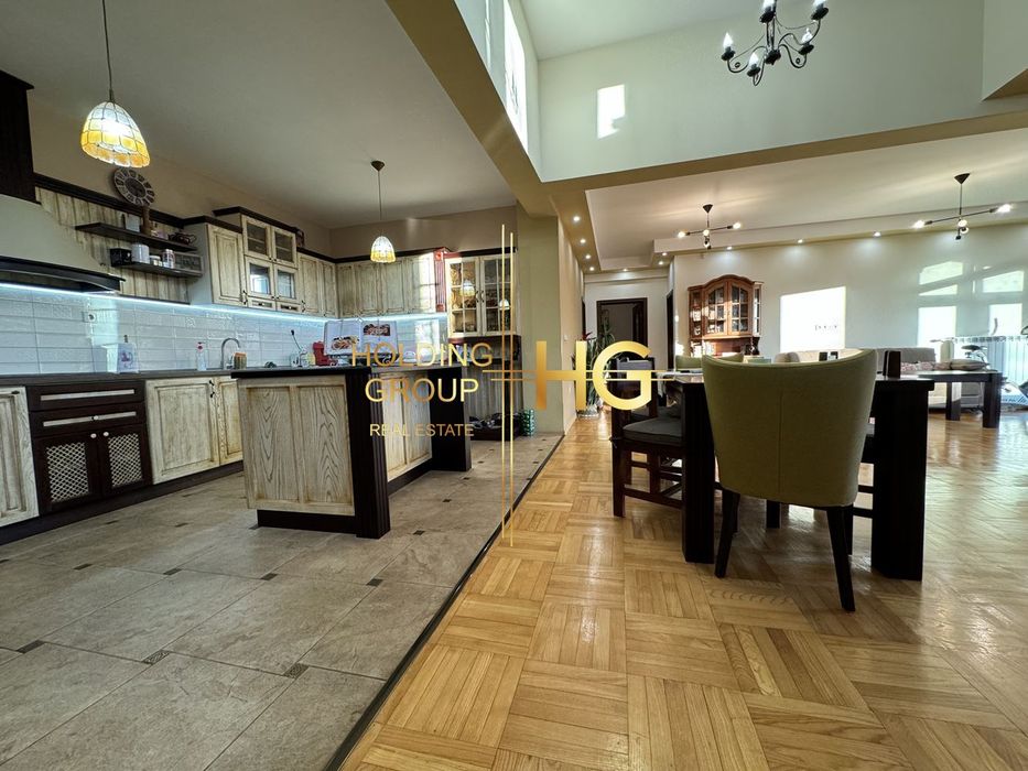 Къща в Добрич, област-с.Приморци площ 300 цена 218000