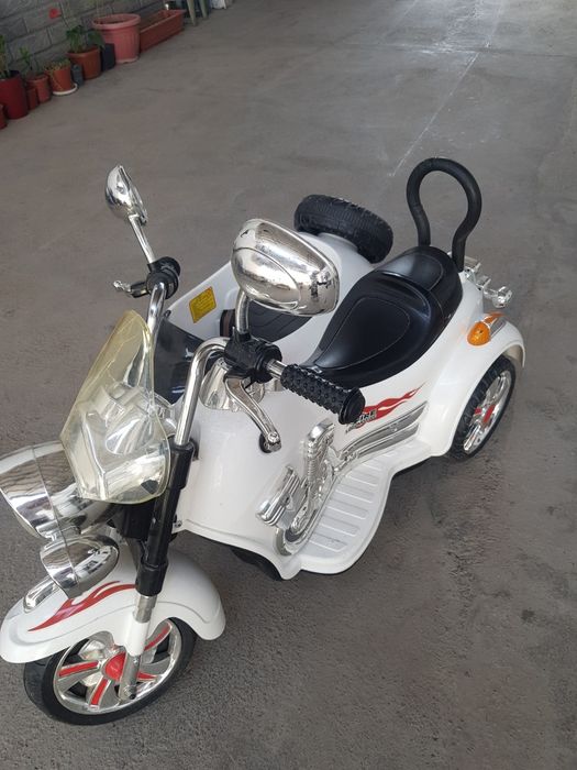 Мотоцикл  детский двухместный