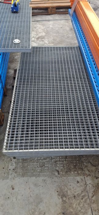 Grătare zincate galvanizate